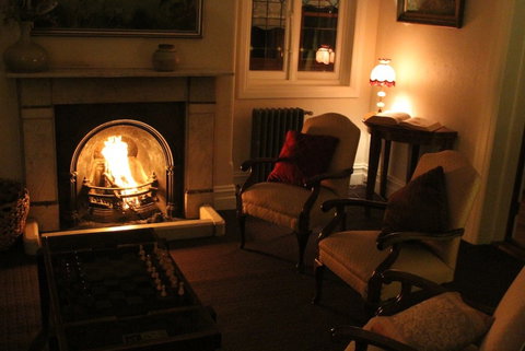 Jamison House And The Rooster Restaurant - Foster Accommodation 2