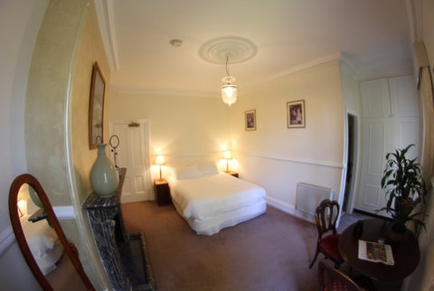 Jamison House And The Rooster Restaurant - Foster Accommodation 3