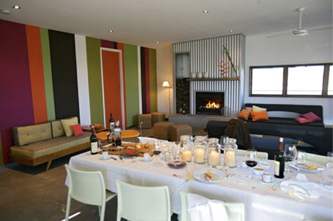 Tonic Hotel - Foster Accommodation 4