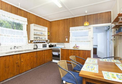 Pass And Pause Holiday Bed And Breakfast Accommodation - Foster Accommodation 1