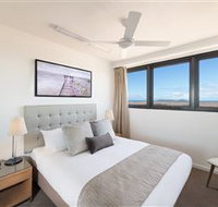 Direct Hotels - Pacific Sands - Foster Accommodation