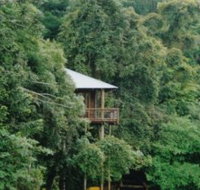 Secrets on the Lake - Foster Accommodation