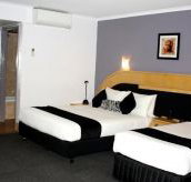Comfort Inn Airport International  - Foster Accommodation
