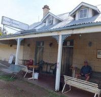Marshall McMahon Inn - Foster Accommodation