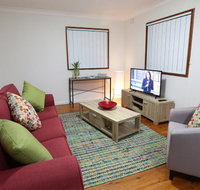 Waratah Beach Breaks - Foster Accommodation
