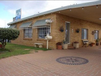 Ardeanal Motel - Foster Accommodation 0