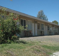 Cottonfields Motel - Foster Accommodation