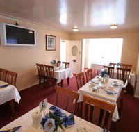 Blue  White Lodge - Foster Accommodation
