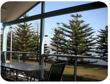 Port Lincoln Foreshore Apartments - Foster Accommodation 2