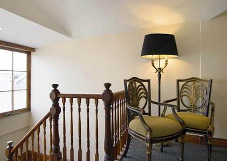 Clarion Hotel City Park Grand - Foster Accommodation 2