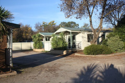 BIG4 North Cedars Holiday Park Wangaratta - Foster Accommodation 6