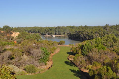 Templeton On Murray - Foster Accommodation 1