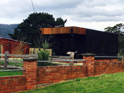 Farm Pod At Twamley Farm - Foster Accommodation 7