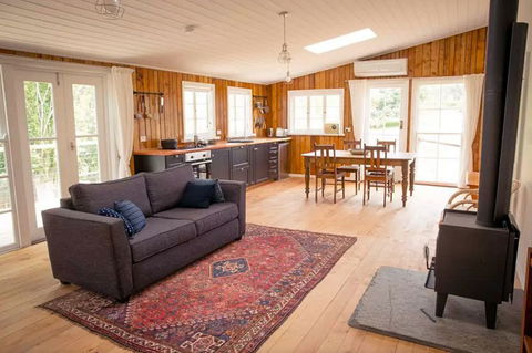 Sandalwood Shearing Shed - Foster Accommodation 8