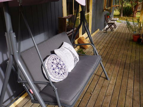 La Perrie Chalet Bed And Breakfast - Foster Accommodation 8