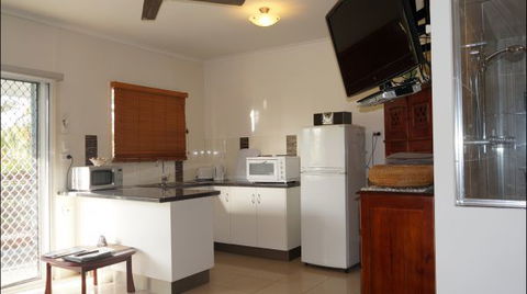 La Solana Holiday Apartments  - Mackay - Foster Accommodation 5