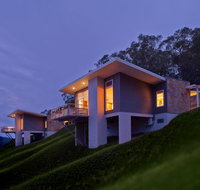 Panoramia Villas - Foster Accommodation