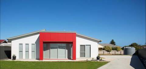 RED FIN Part Of BLUE FIN HOLIDAY HOMES - Foster Accommodation 1
