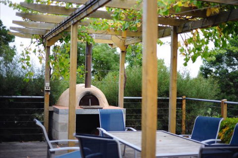 The Old Drik Drik Schoolhouse Retreat - Foster Accommodation 4