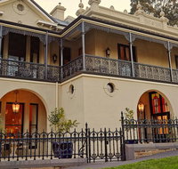 The Suites Villa Belgravia - Foster Accommodation