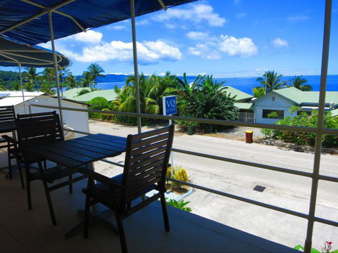 VQ3 Lodge - Foster Accommodation 1
