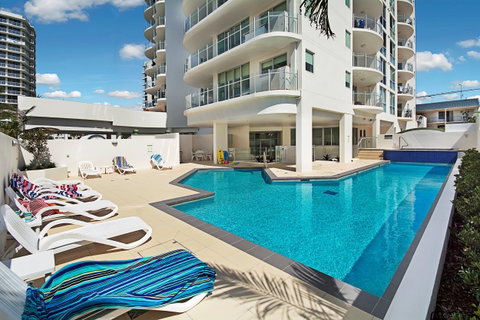Aqua Vista Luxury Resort - Foster Accommodation 9