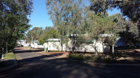 Cunnamulla Tourist Park - Foster Accommodation 0
