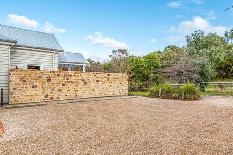 Grandview Accommodation - The Elm Tree Apartments - Foster Accommodation 7