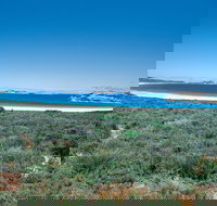 Lucky Bay Campground at Cape Le Grand National Park - Foster Accommodation