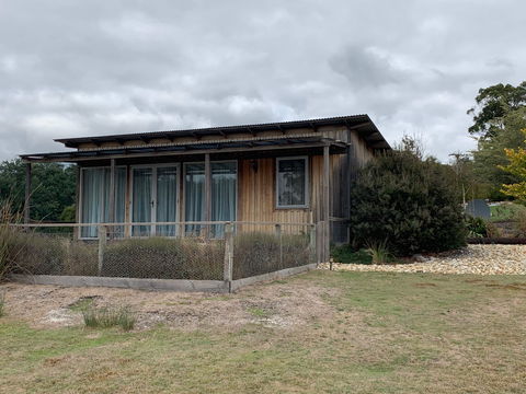 Mannaburne Cabin - Foster Accommodation 0