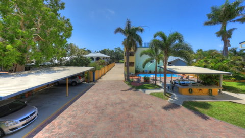 Sky View Units - Foster Accommodation 4