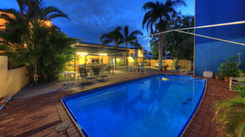 Sky View Units - Foster Accommodation 5
