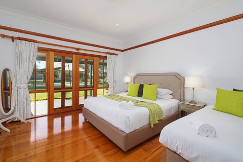 Stonegate - Foster Accommodation 6