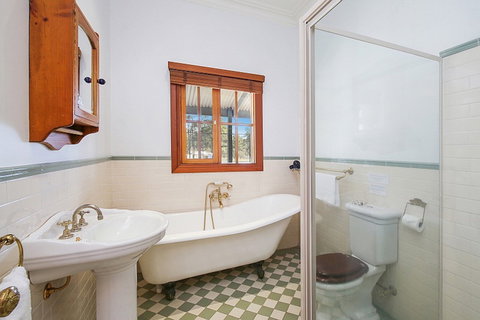 Stonegate - Foster Accommodation 9