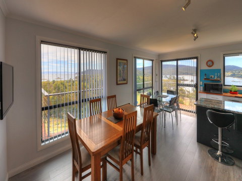 Storm Bay B & B - Foster Accommodation 7