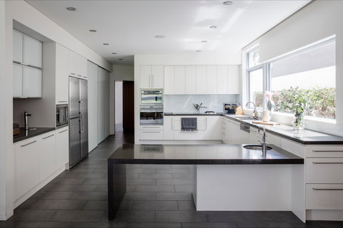 Balgowlah Heights Beach House - Foster Accommodation 4