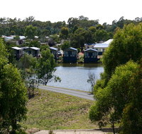Capital Country Holiday Park - Foster Accommodation