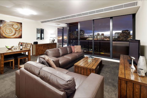 Gem Apartments Short Stay - Foster Accommodation 3