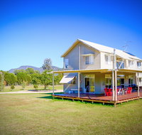 Hunter Olive House - Foster Accommodation