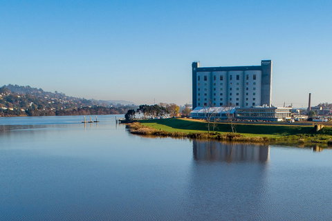 Peppers Silo Hotel - Foster Accommodation 0