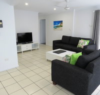 The Shores Holiday Apartments - Foster Accommodation