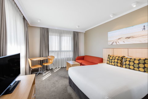 Travelodge Hotel Manly Warringah Sydney - Foster Accommodation 0