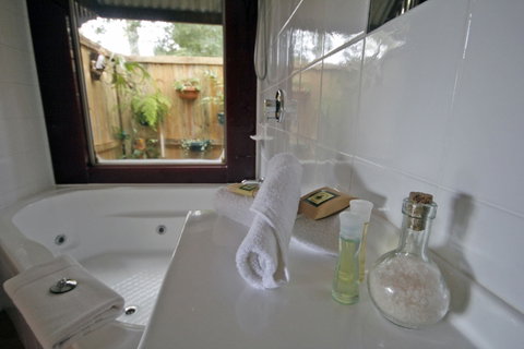 Bendles Cottages And Country Villas - Foster Accommodation 2