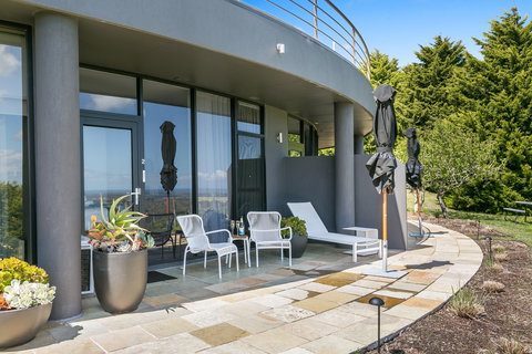 Blue Range Estate Villas - Foster Accommodation 2