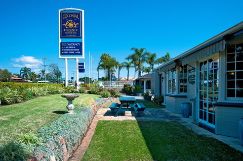 Colonial Terrace Motor Inn And Terrace Brasserie - Foster Accommodation 0