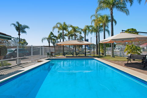 Colonial Terrace Motor Inn And Terrace Brasserie - Foster Accommodation 1