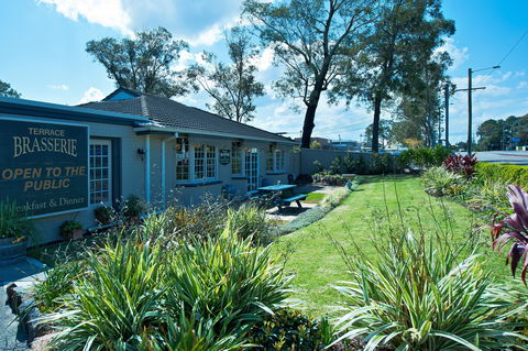 Colonial Terrace Motor Inn And Terrace Brasserie - Foster Accommodation 2
