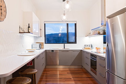 Esto House - Foster Accommodation 2