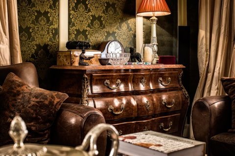 Holyrood House - Foster Accommodation 1