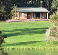 Pemberton Lake View Chalets - Foster Accommodation